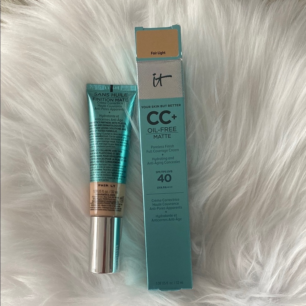 New IT Cosmetics Cream Foundation Full Coverage SPF 40 Fair light - Picture 2 of 10